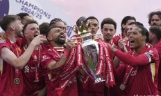 米兰体育官网-欧预赛巅峰对决即将打开，火药味弥漫球场