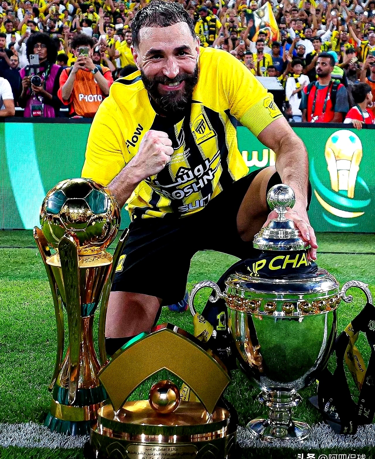 曼联碾压葡萄牙,本泽马统治全场的简单介绍 曼联碾压葡萄牙,本泽马统治全场的简单介绍