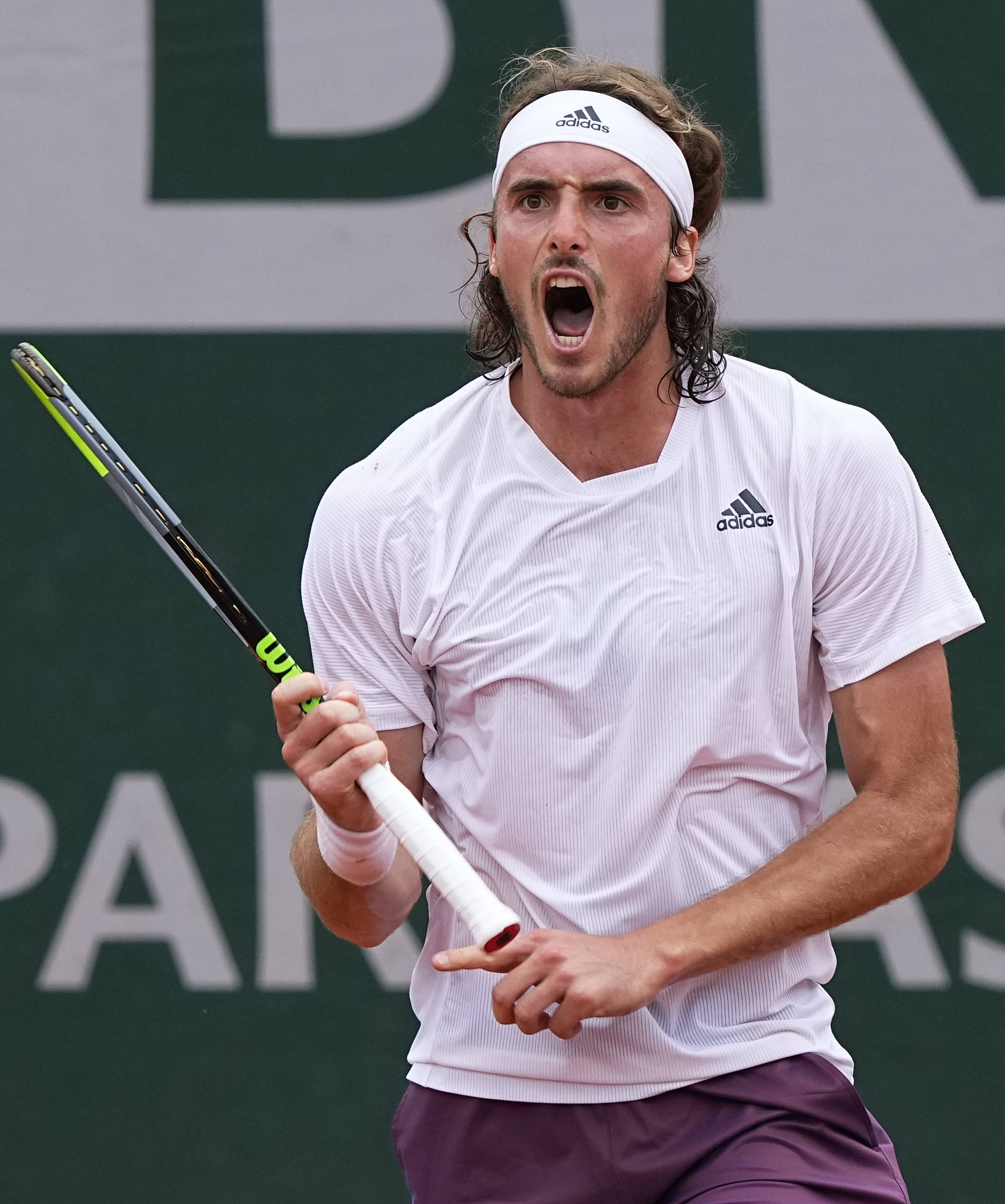 关于美网翻盘年终总决赛，西西帕斯高光表现的信息